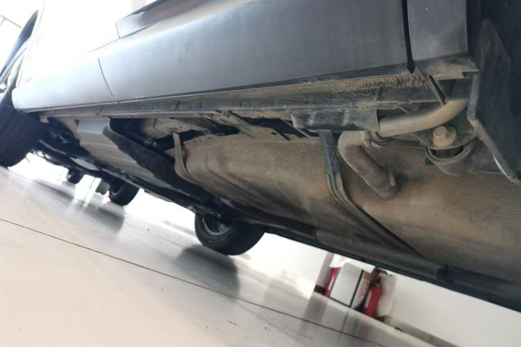 Used BYD Song Pro 2019 1.5T Automatic Elite Edition Left Side Sill