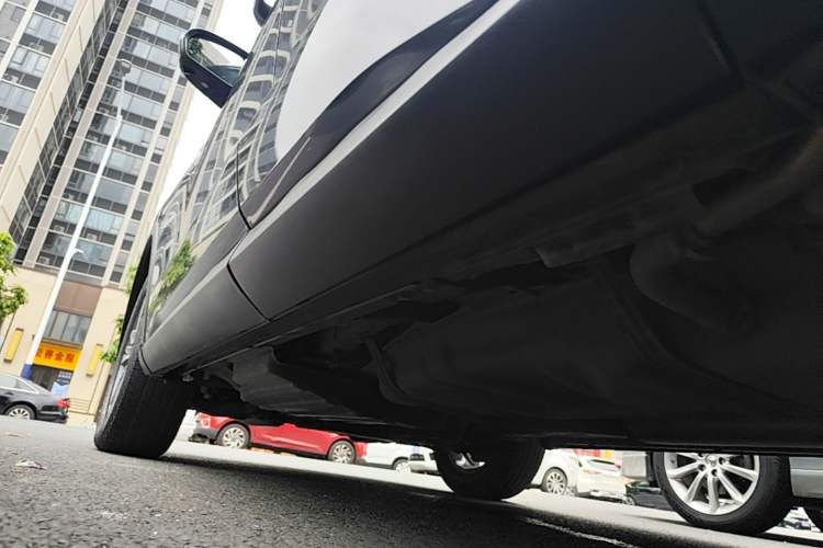 Used BYD Song Pro 2019 1.5T Automatic Luxury Model Left Side Sill