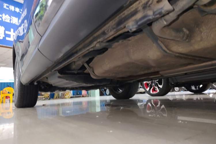 Used BYD Song Pro 2019 1.5T Automatic Luxury Model Left Side Sill