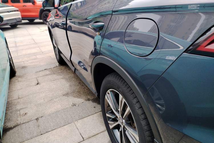 Used BYD Song Pro 2019 1.5T Automatic Luxury Model Left Side Sill