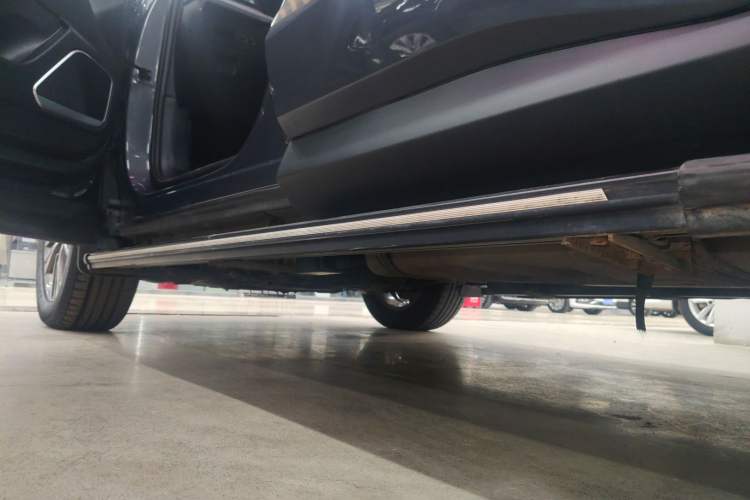 Used BYD Song Pro 2019 1.5T Automatic Elite Edition Left Side Sill