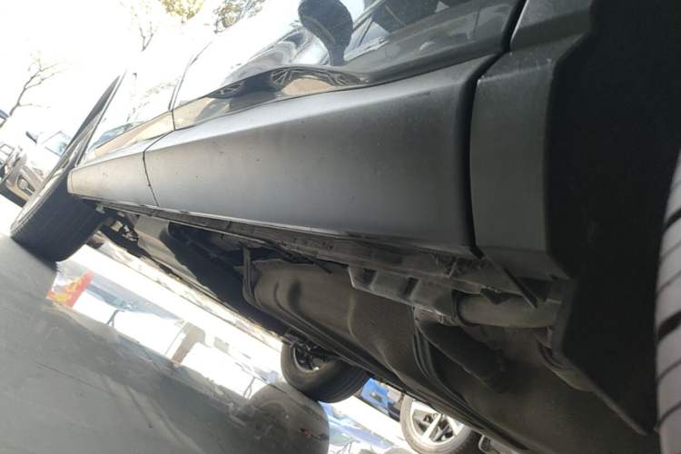 Used BYD Song Pro 2019 1.5T Automatic Elite Edition Left Side Sill