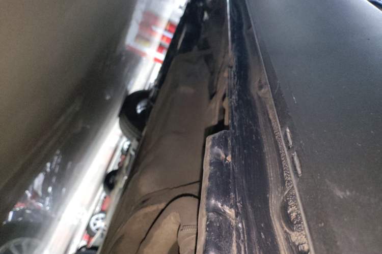 Used BYD Song Pro 2019 1.5T Automatic Elite Edition Left Side Sill