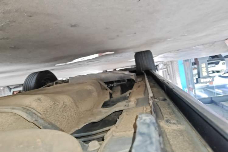 Used BYD Song Pro 2019 1.5T Automatic Luxury Model Left Side Sill