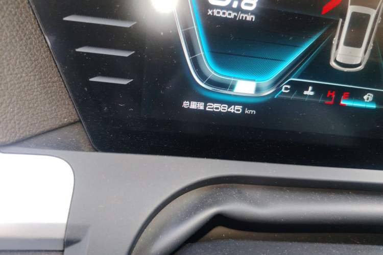 Used BYD Song Pro 2019 1.5T Automatic Luxury Model Odometer Close Up