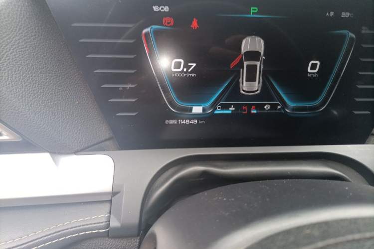Used BYD Song Pro 2019 1.5T Automatic Prestige Model Odometer Close Up