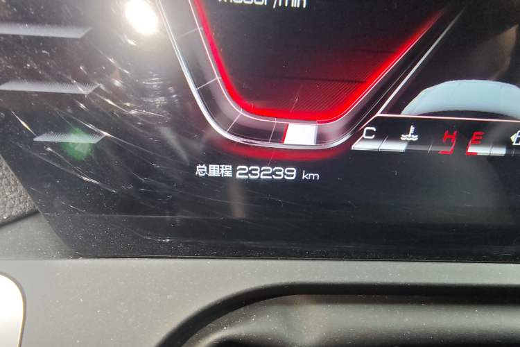 Used BYD Song Pro 2019 1.5T Automatic Luxury Model Odometer Close Up