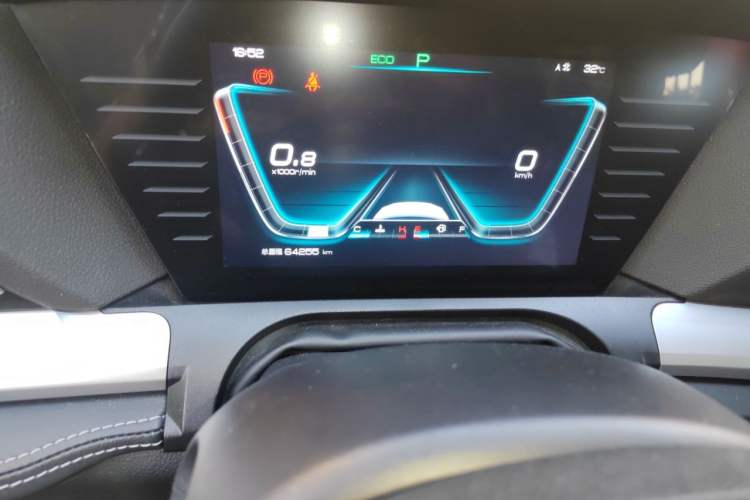 Used BYD Song Pro 2019 1.5T Automatic Luxury Model Odometer Close Up