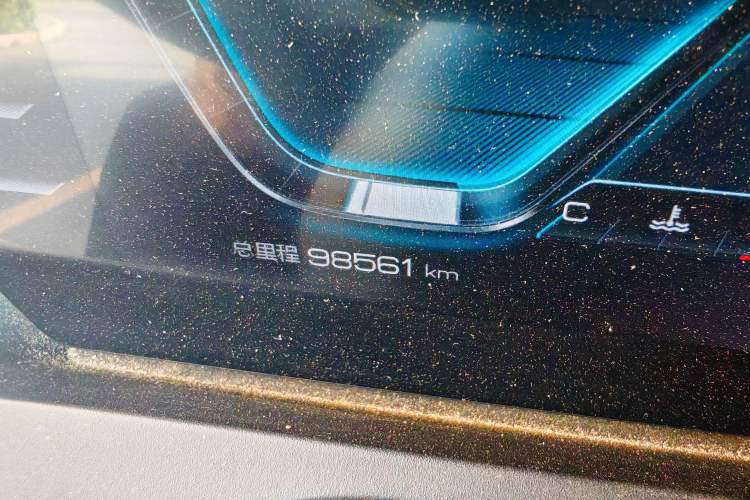 Used BYD Song Pro 2019 1.5T Automatic Luxury Model Odometer Close Up