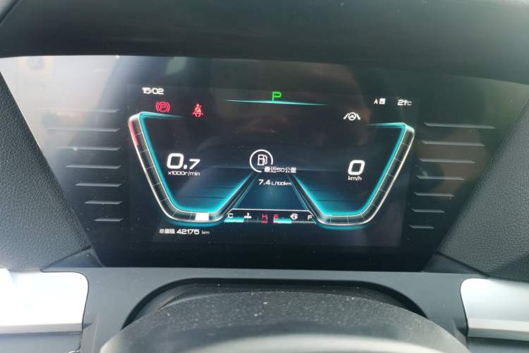 Used BYD Song Pro 2019 1.5T Automatic Luxury Model Odometer Close Up
