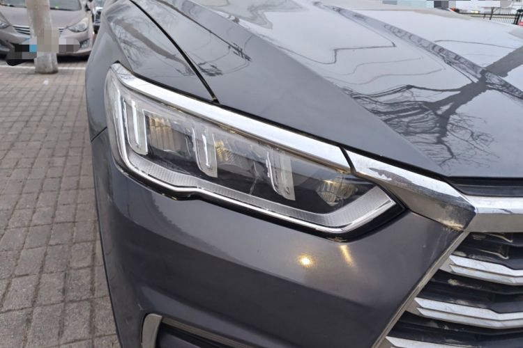 Used BYD Song Pro 2019 1.5T Automatic Elite Edition Right Front Headlight