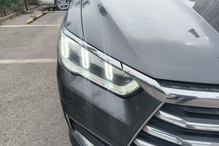 Used BYD Song Pro 2019 1.5T Automatic Luxury Model Right Front Headlight