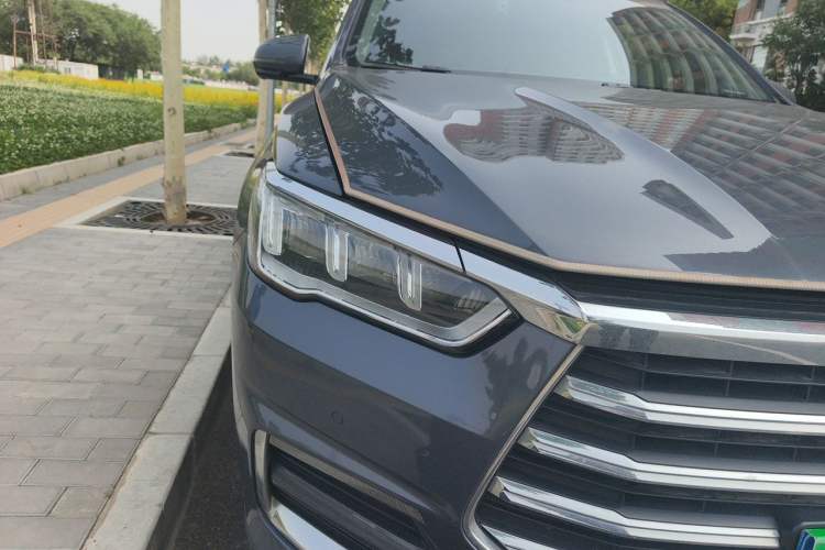 Used BYD Song Pro 2019 1.5T Automatic Luxury Model Right Front Headlight