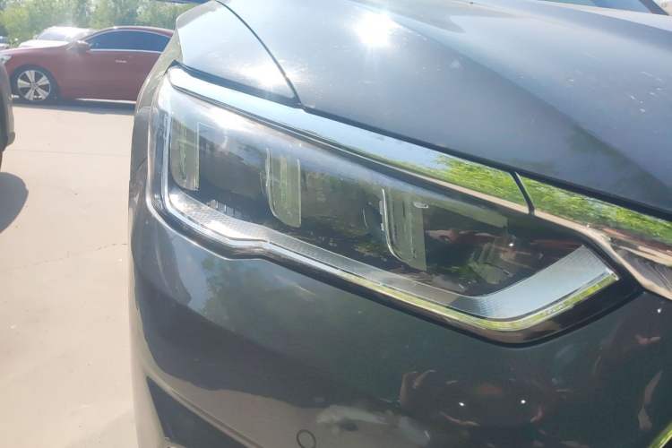 Used BYD Song Pro 2019 1.5T Automatic Luxury Model Right Front Headlight