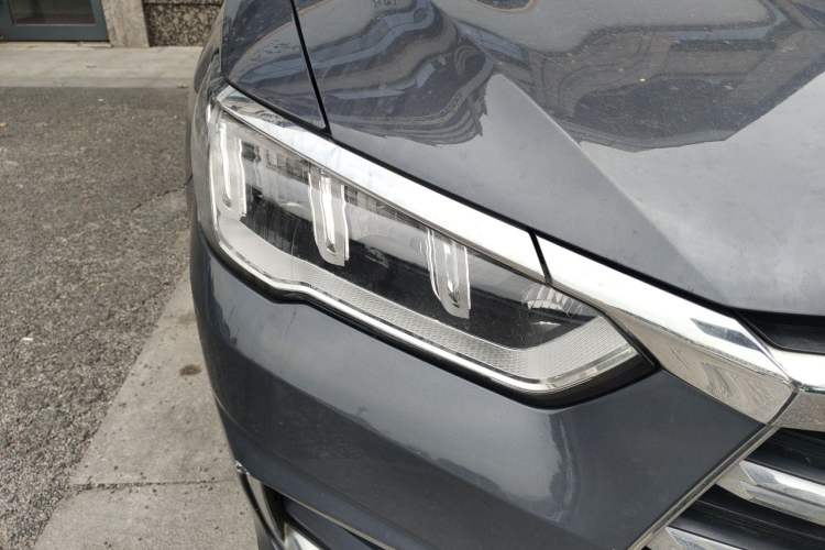 Used BYD Song Pro 2019 1.5T Automatic Elite Edition Right Front Headlight
