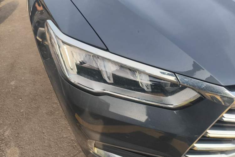 Used BYD Song Pro 2019 1.5T Automatic Luxury Model Right Front Headlight