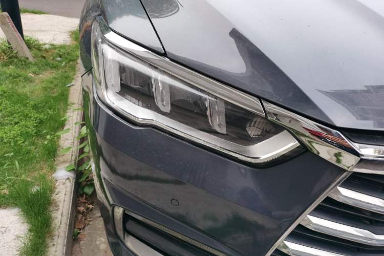 Used BYD Song Pro 2019 1.5T Automatic Prestige Model Right Front Headlight