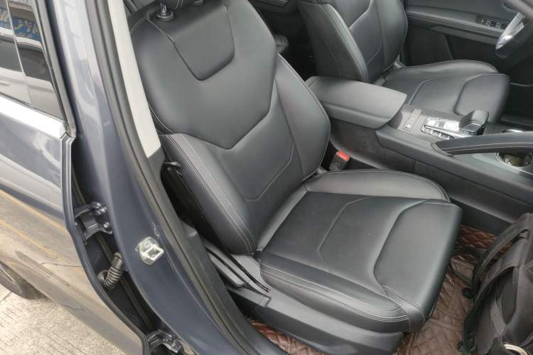Used BYD Song Pro 2019 1.5T Automatic Elite Edition Right Front Seat