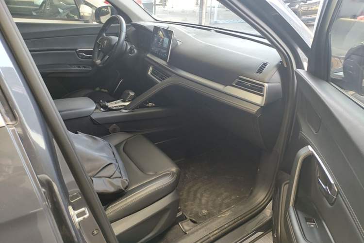 Used BYD Song Pro 2019 1.5T Automatic Elite Edition Right Front Seat