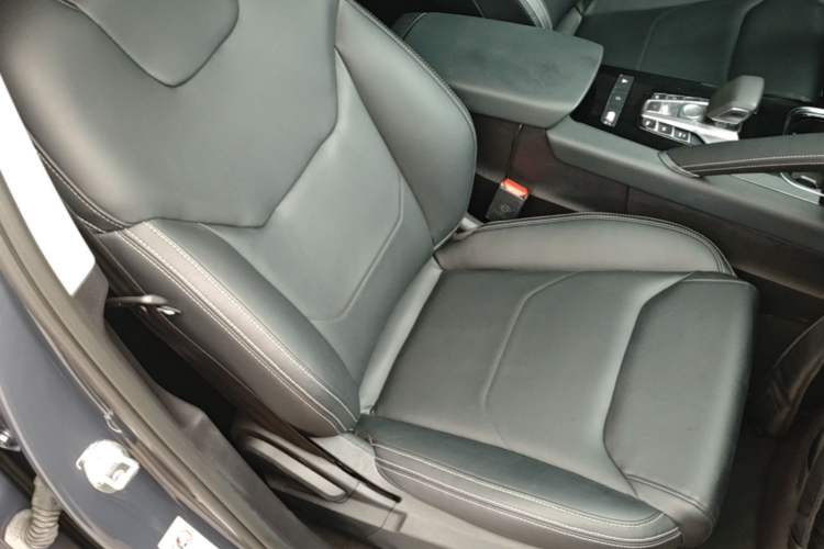 Used BYD Song Pro 2019 1.5T Automatic Luxury Model Right Front Seat