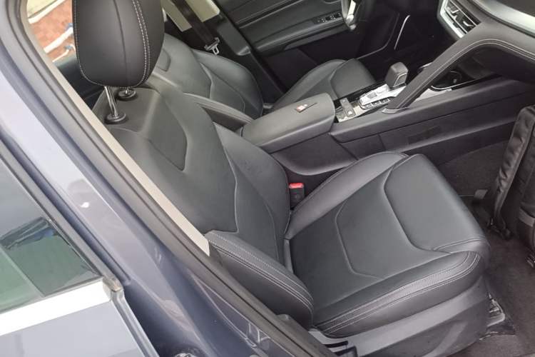 Used BYD Song Pro 2019 1.5T Automatic Elite Edition Right Front Seat