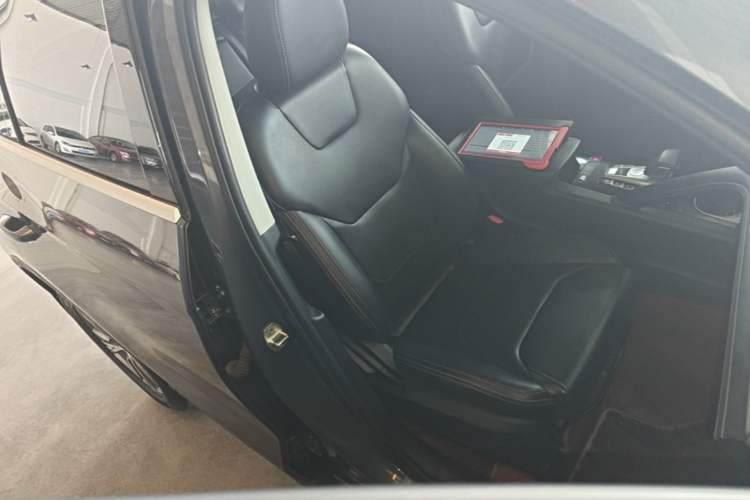 Used BYD Song Pro 2019 1.5T Automatic Elite Edition Right Front Seat