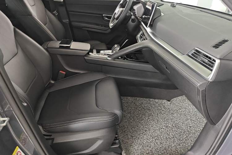 Used BYD Song Pro 2019 1.5T Automatic Luxury Model Right Front Seat