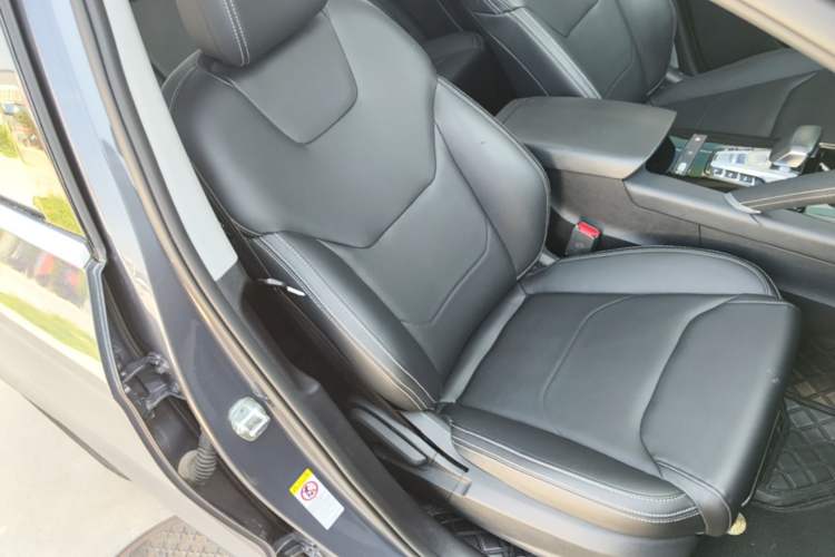 Used BYD Song Pro 2019 1.5T Automatic Luxury Model Right Front Seat