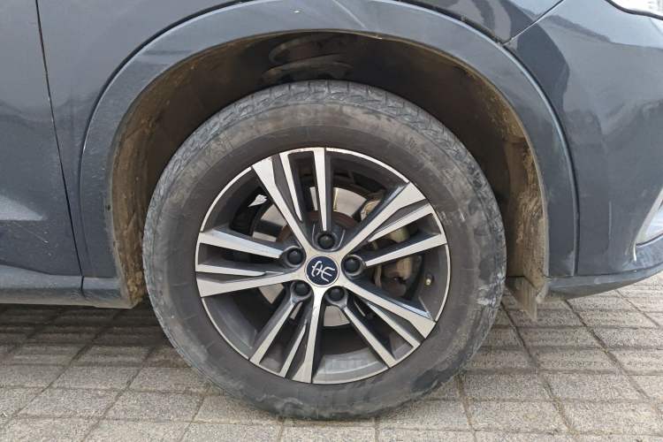 Used BYD Song Pro 2019 1.5T Automatic Elite Edition Right Front Wheel Hub