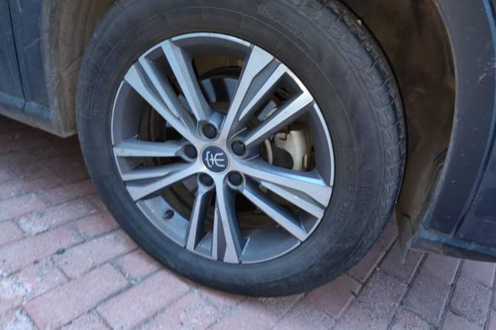 Used BYD Song Pro 2019 1.5T Automatic Luxury Model Right Front Wheel Hub