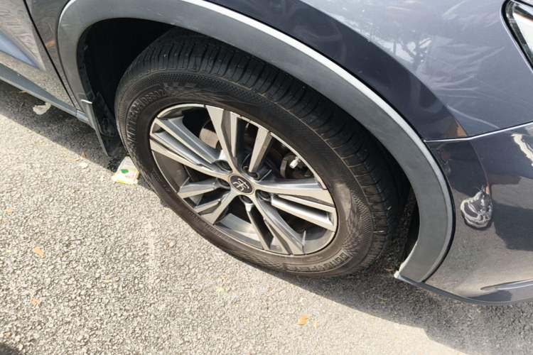 Used BYD Song Pro 2019 1.5T Automatic Luxury Model Right Front Wheel Hub