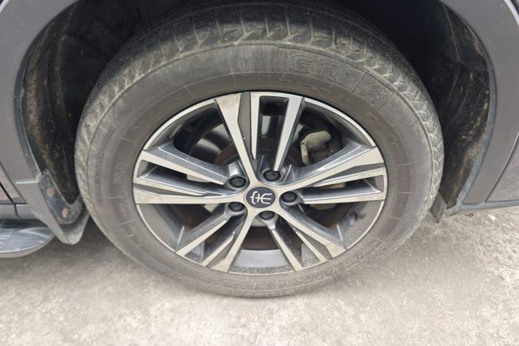 Used BYD Song Pro 2019 1.5T Automatic Prestige Model Right Front Wheel Hub
