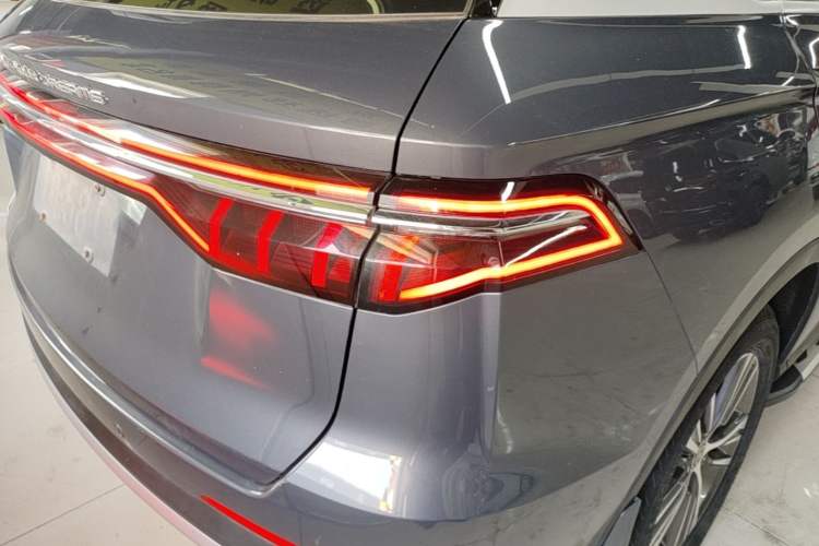 Used BYD Song Pro 2019 1.5T Automatic Luxury Model Right Rear Taillight