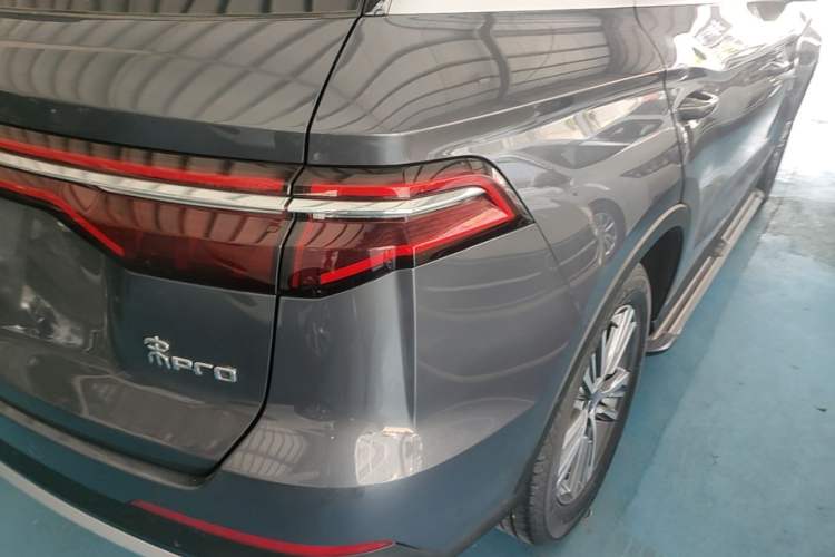 Used BYD Song Pro 2019 1.5T Automatic Prestige Model Right Rear Taillight