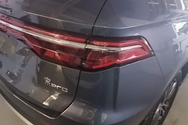 Used BYD Song Pro 2019 1.5T Automatic Elite Edition Right Rear Taillight