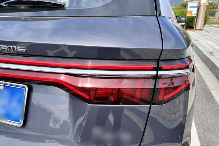 Used BYD Song Pro 2019 1.5T Automatic Elite Edition Right Rear Taillight