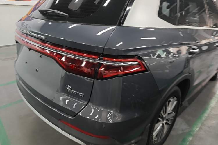 Used BYD Song Pro 2019 1.5T Automatic Prestige Model Right Rear Taillight