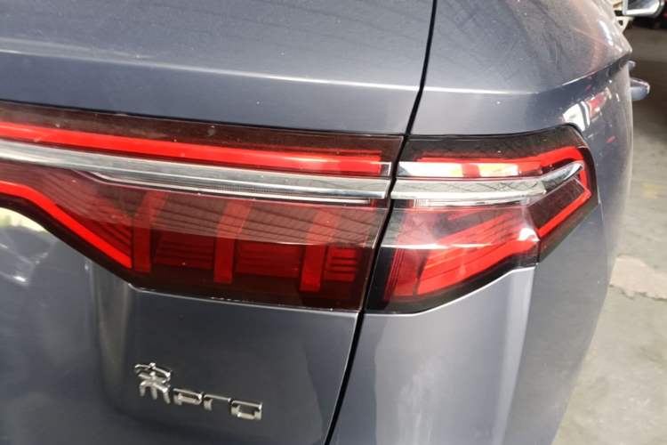 Used BYD Song Pro 2019 1.5T Automatic Luxury Model Right Rear Taillight