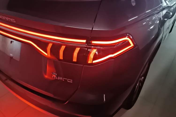 Used BYD Song Pro 2019 1.5T Automatic Luxury Model Right Rear Taillight