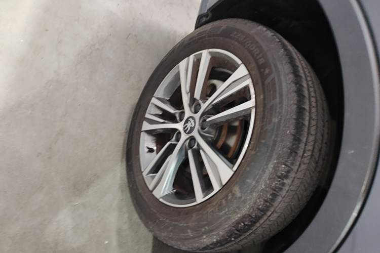 Used BYD Song Pro 2019 1.5T Automatic Luxury Model Right Rear Wheel Hub
