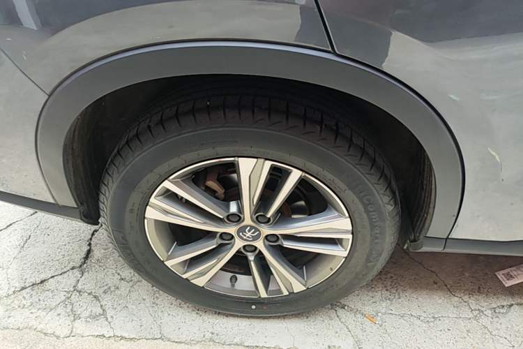 Used BYD Song Pro 2019 1.5T Automatic Elite Edition Right Rear Wheel Hub