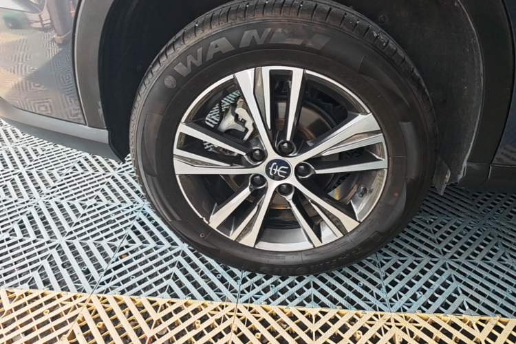 Used BYD Song Pro 2019 1.5T Automatic Luxury Model Right Rear Wheel Hub