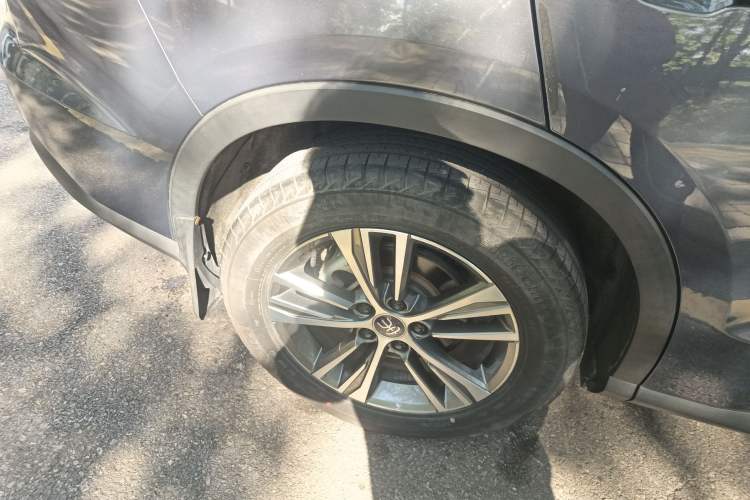 Used BYD Song Pro 2019 1.5T Automatic Luxury Model Right Rear Wheel Hub