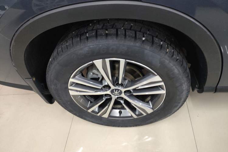 Used BYD Song Pro 2019 1.5T Automatic Elite Edition Right Rear Wheel Hub
