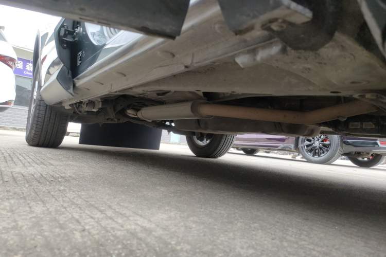 Used BYD Song Pro 2019 1.5T Automatic Elite Edition Right Side Sill