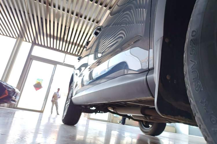 Used BYD Song Pro 2019 1.5T Automatic Elite Edition Right Side Sill