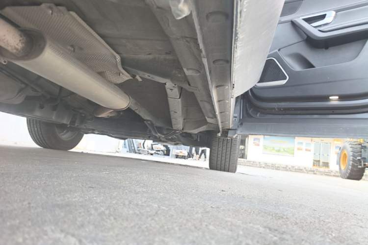 Used BYD Song Pro 2019 1.5T Automatic Elite Edition Right Side Sill