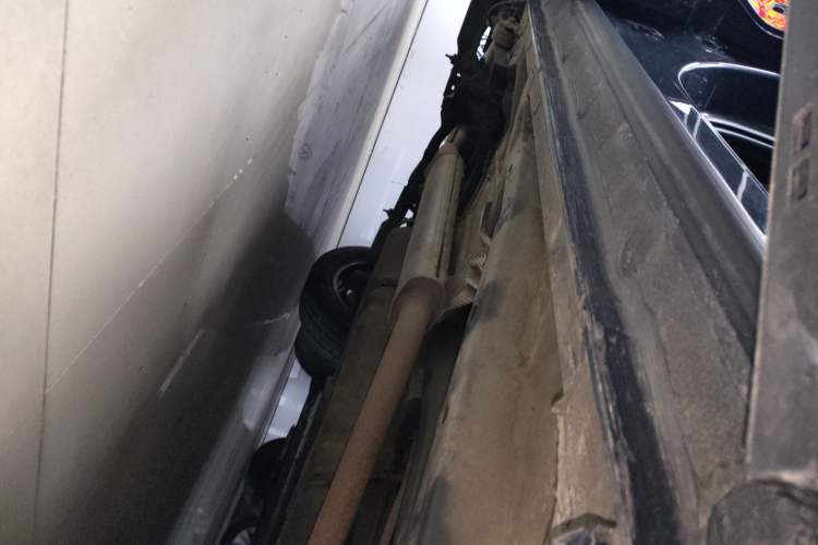 Used BYD Song Pro 2019 1.5T Automatic Elite Edition Right Side Sill