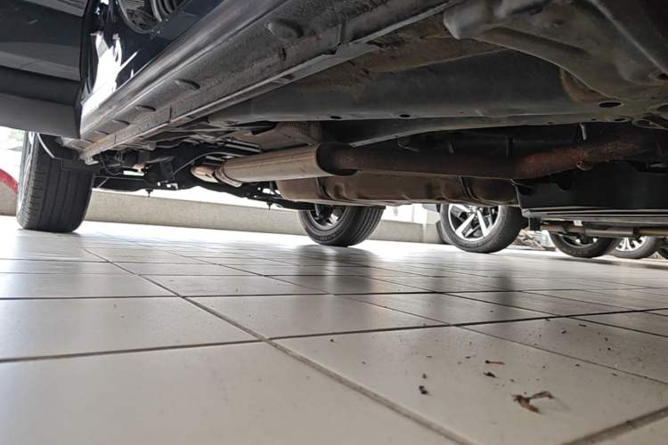 Used BYD Song Pro 2019 1.5T Automatic Luxury Model Right Side Sill