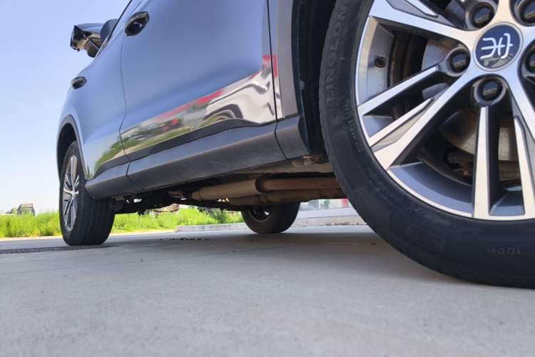 Used BYD Song Pro 2019 1.5T Automatic Luxury Model Right Side Sill